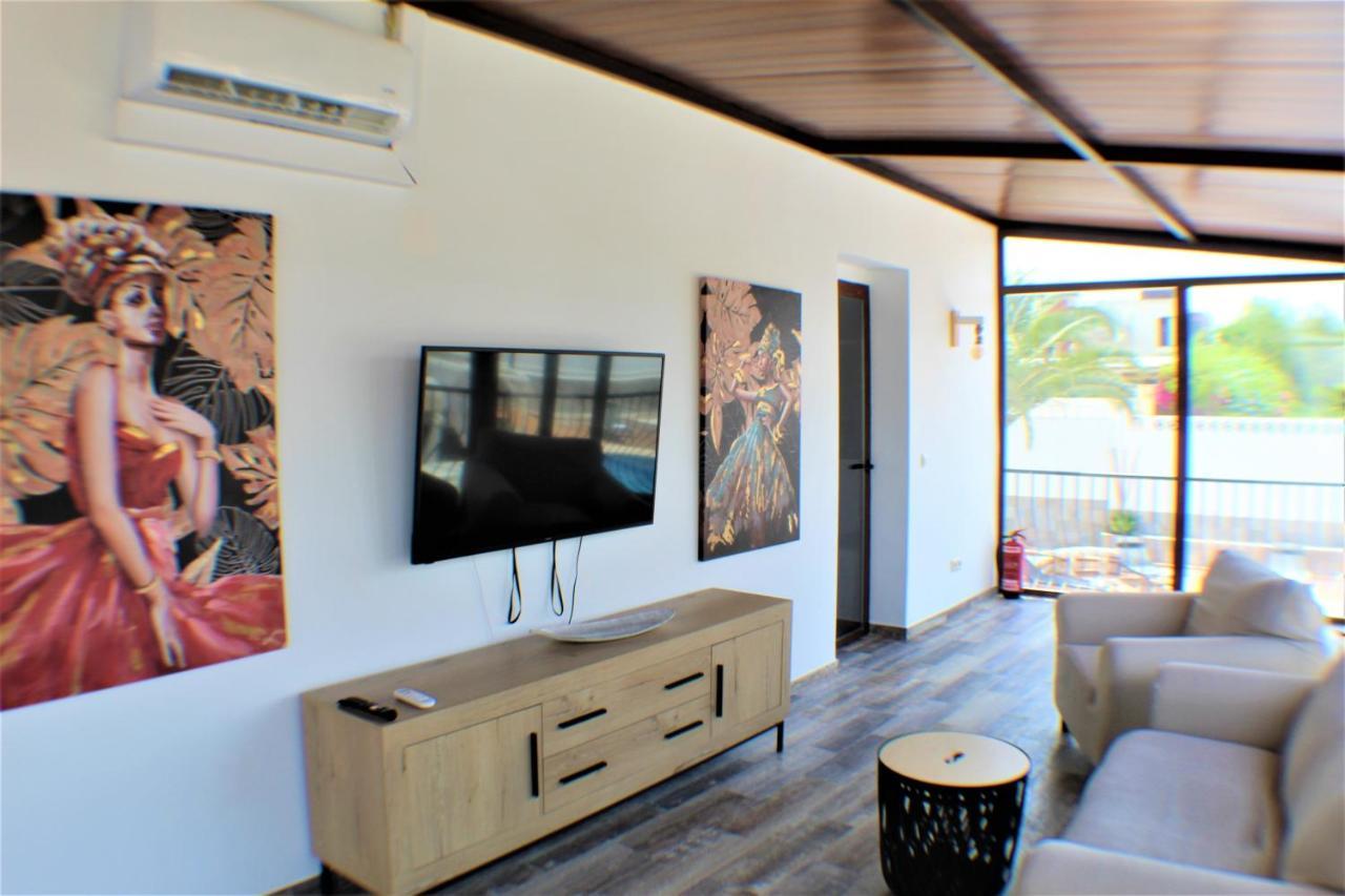 Villa Costa Levante เบนิดอร์ม ภายนอก รูปภาพ